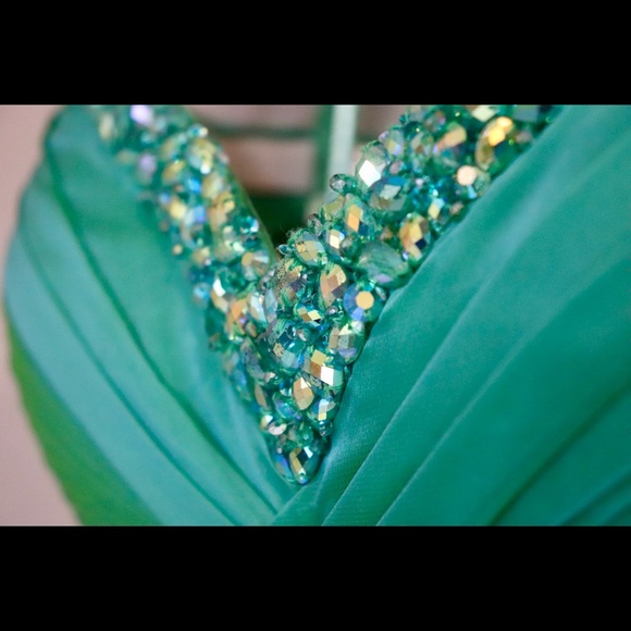 Prom Dress - Picture 3 of 6